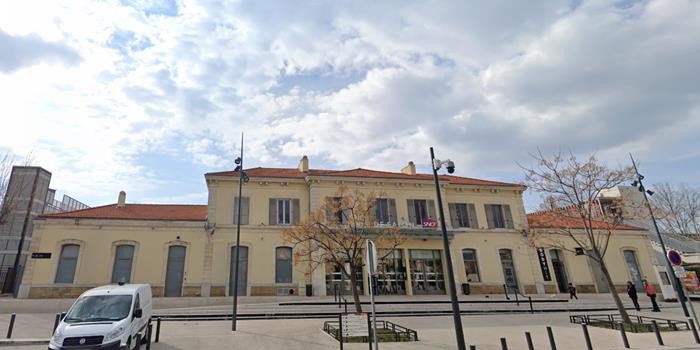 Gare de Salon